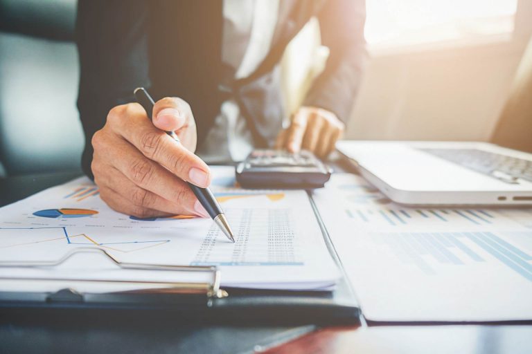 ¿Qué es y cómo se hace un estudio de solvencia de candidatos a inquilino?